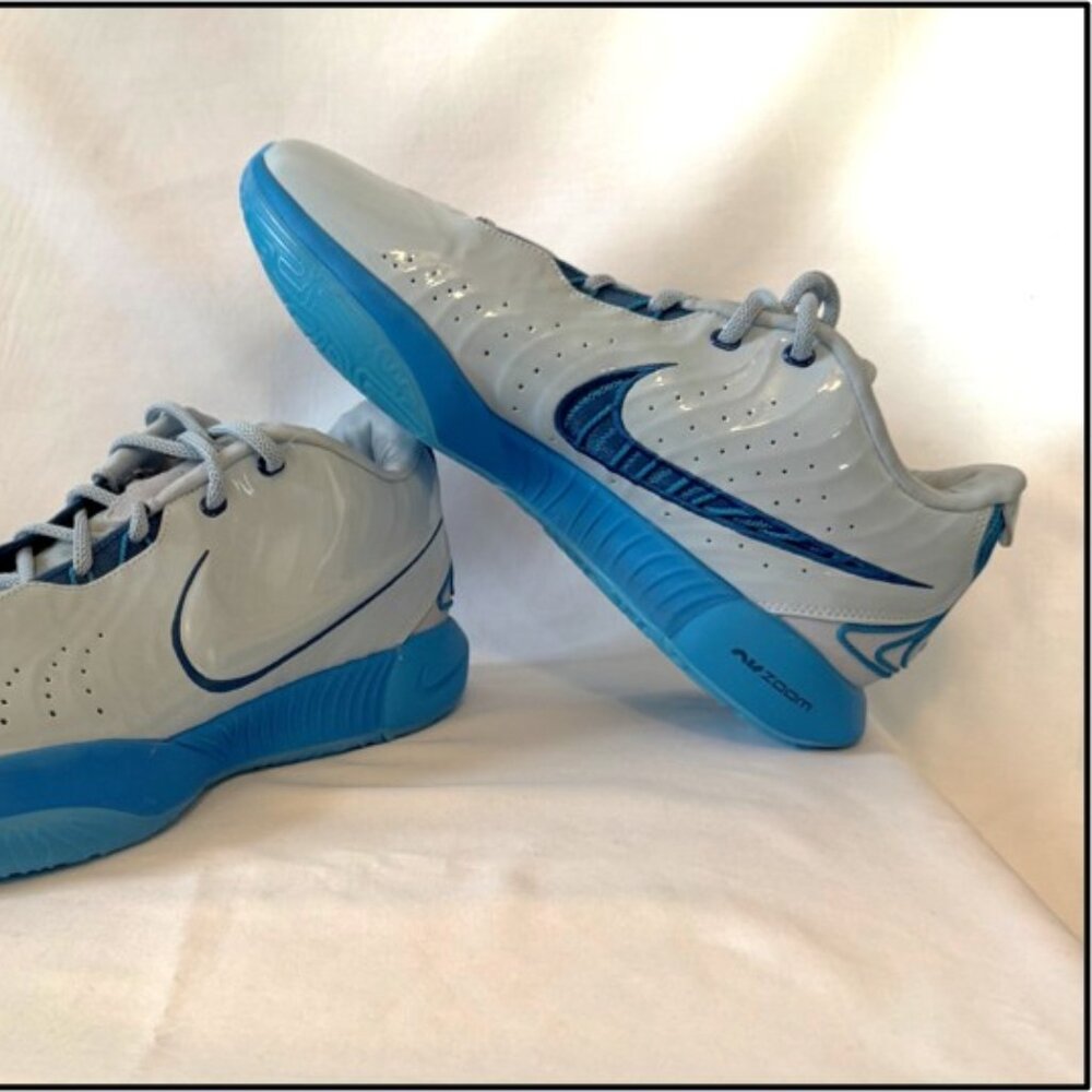 ** NWOT ** Nike LeBron 21 Light Armory Blue Basketball Shoe